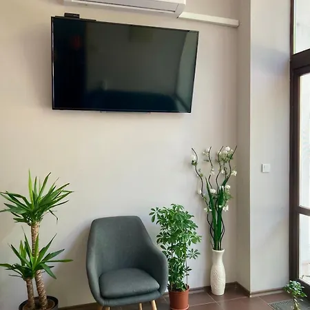 Balkan Aparts בית הארחה היסריה