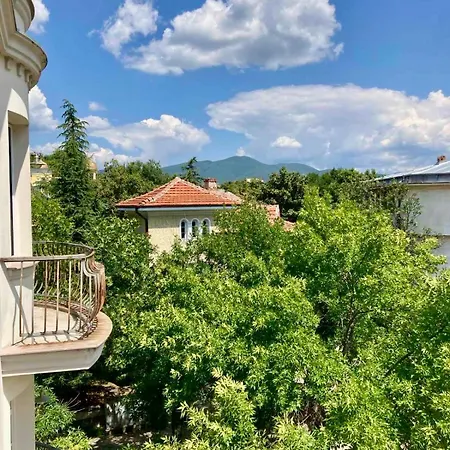 Balkan Aparts Pensionat 3*